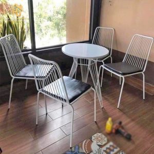 Bàn ghế cafe dây sắt lót nệm