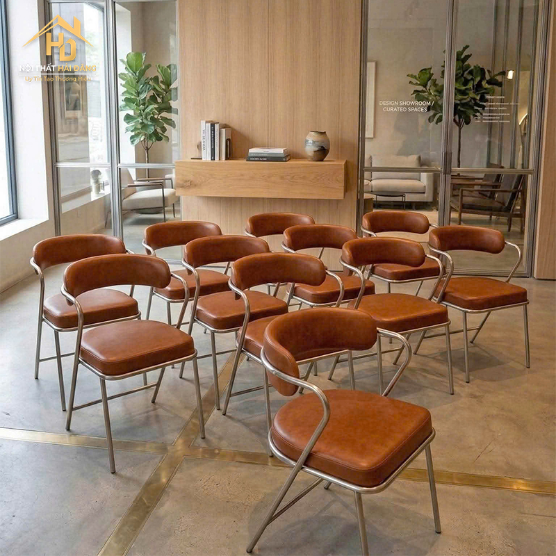 Ghế Cafe Tựa Cong Bọc Nệm Màu Nâu ghe-cafe-tua-cong-boc-nem Ghế Cafe Tựa Cong Bọc Nệm Màu Nâu