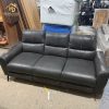 Sofa tích hợp chế độ ngả lưng bằng điện