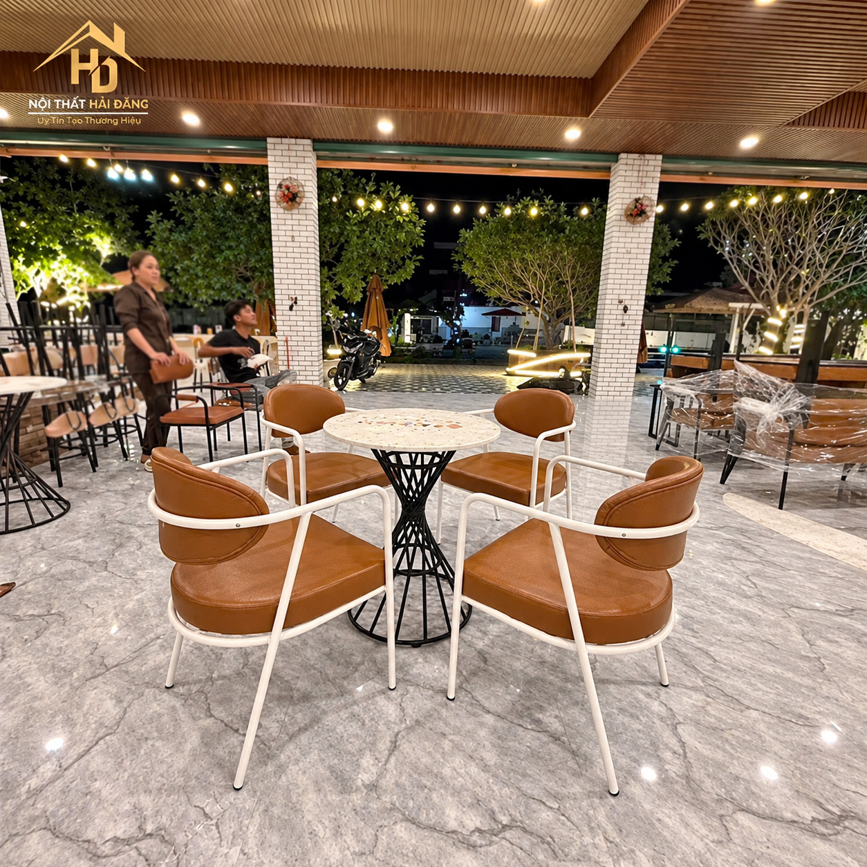 Bộ Bàn Cafe Tròn Chân Nan 4 Ghế ban-ghe-cafe-nau-chan-trang Bộ Bàn Cafe Tròn Chân Nan 4 Ghế