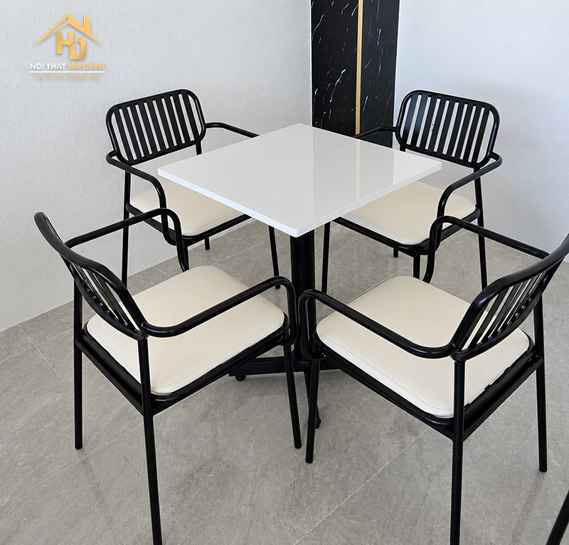 Bàn Cafe Vuông Chân Hỏa Tiễn 4 Ghế ban-ghe-cafe-vuong-chan-hoa-tien Bàn Cafe Vuông Chân Hỏa Tiễn 4 Ghế