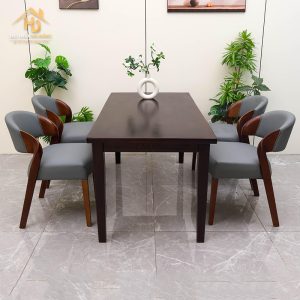 Bộ bàn ăn bốn ghế bọc nệm xám