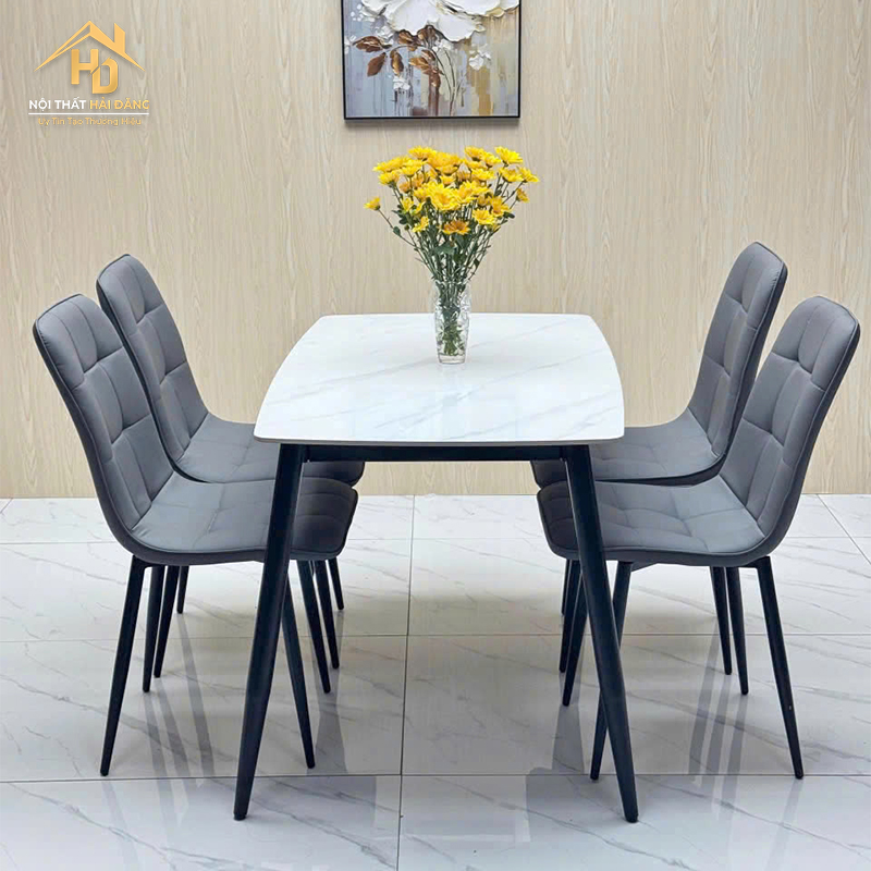 bo-ban-an-gia-dinh-boc-da-2 Bộ Bàn Ăn 4 Ghế Lưng Tựa Ô Vuông