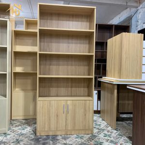 Kệ Trưng Bày Gỗ 4 Tầng Có Hộc Tủ Dưới 1 ke trung bay go mdf 7
