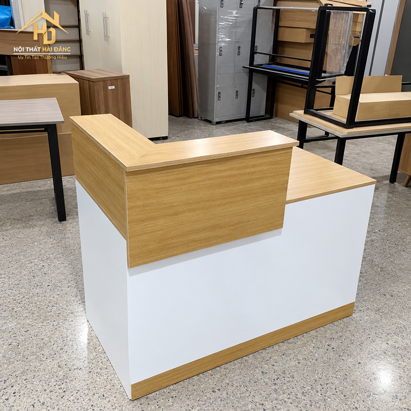 quay (4) Quầy lễ tân gỗ MDF có ngăn kéo